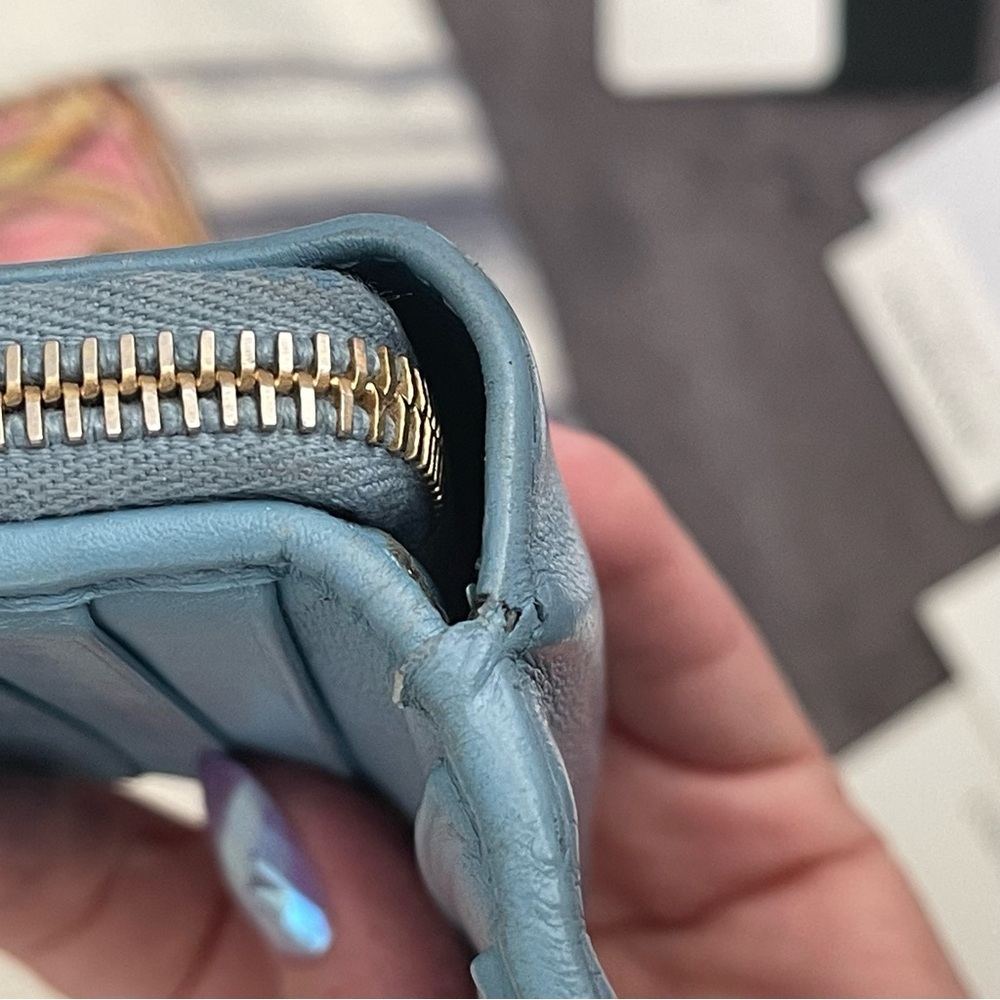 YSL COMPACT BLUE WALLET - Picture 9 of 13